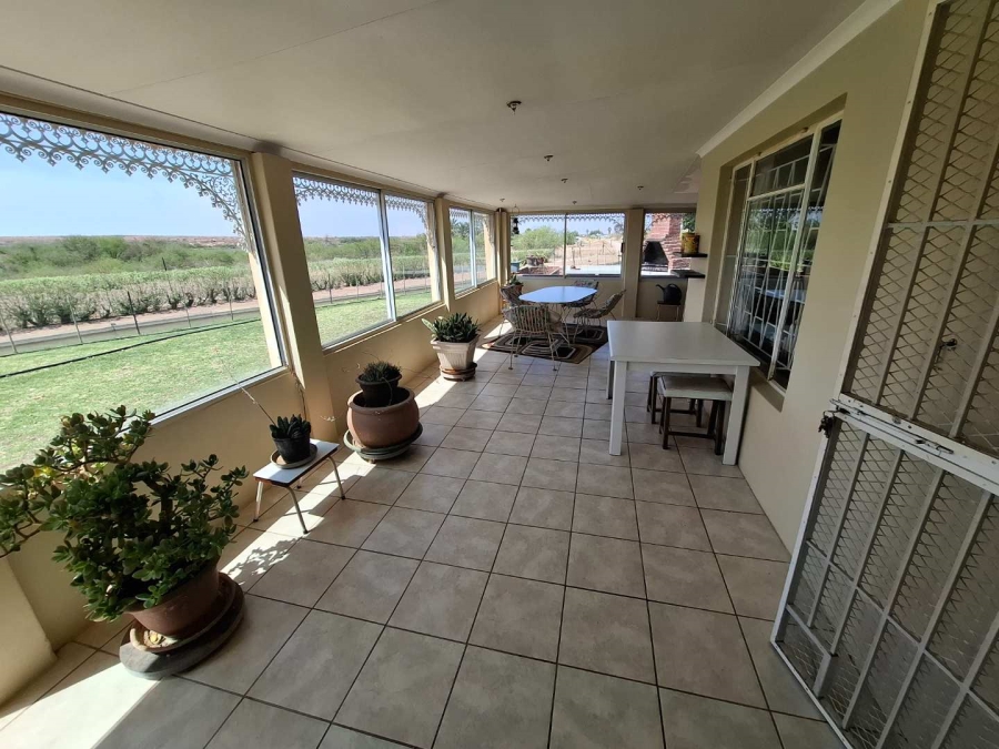 4 Bedroom Property for Sale in Karos Northern Cape